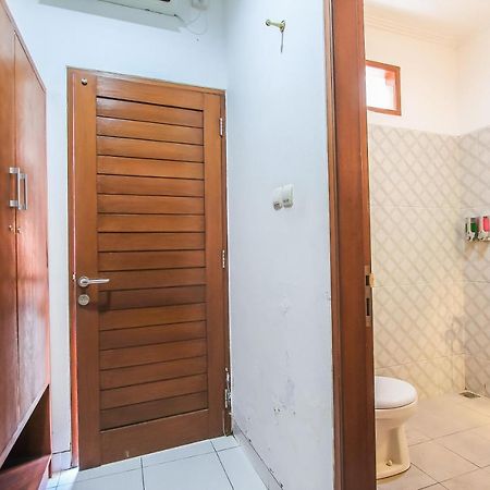 D'Gaduh Suite Kuta กูตา ภายนอก รูปภาพ