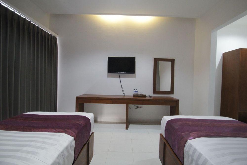 D'Gaduh Suite Kuta กูตา ภายนอก รูปภาพ