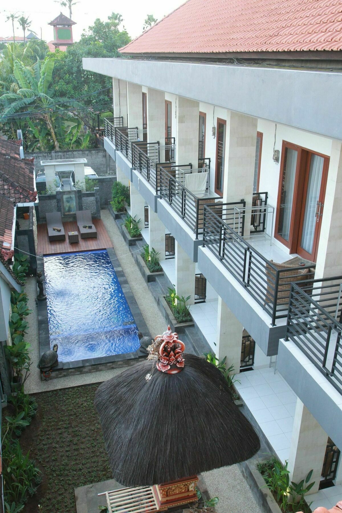 D'Gaduh Suite Kuta กูตา ภายนอก รูปภาพ