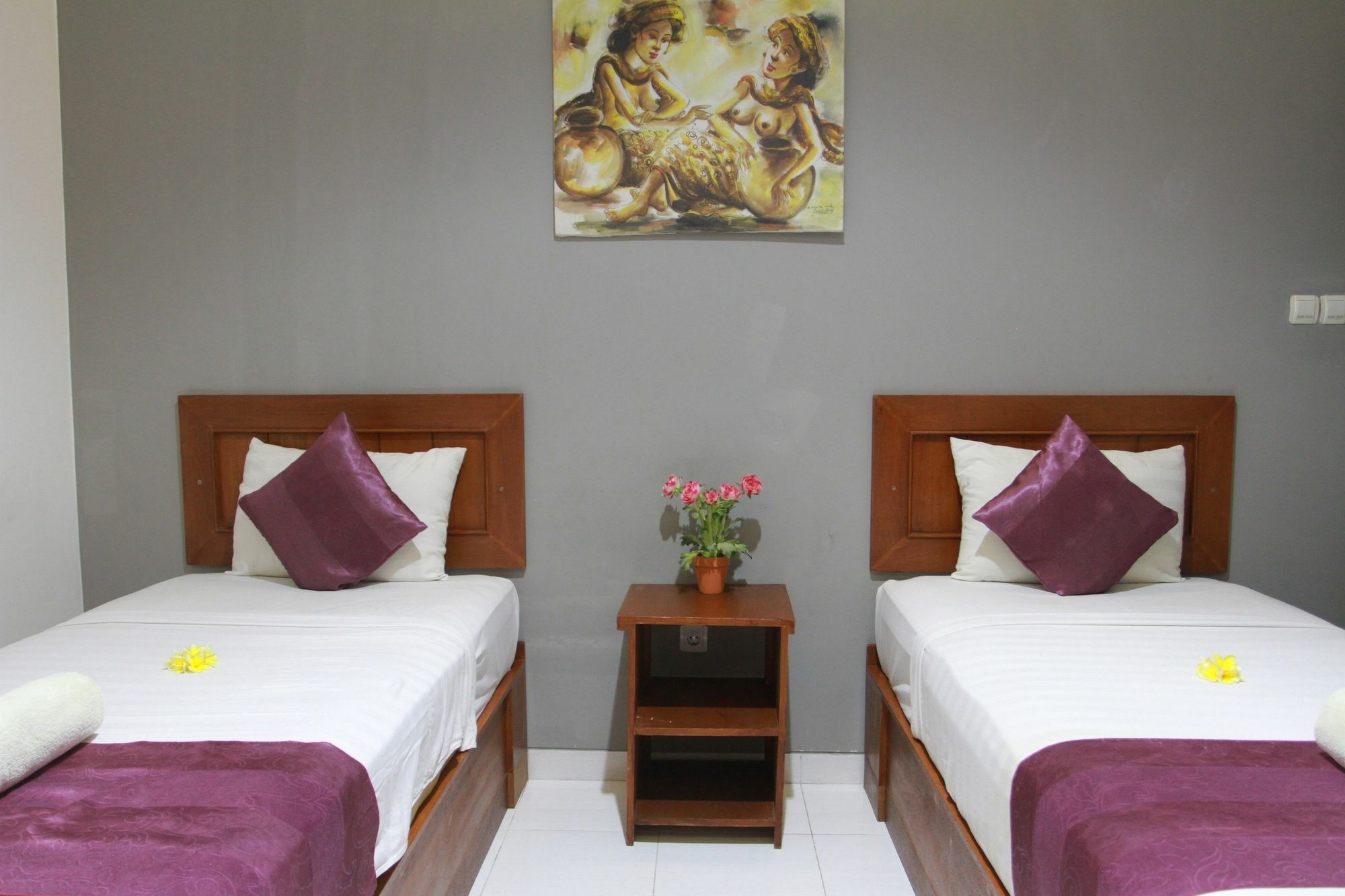D'Gaduh Suite Kuta กูตา ภายนอก รูปภาพ